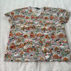 Holiday Print Women's Short Sleeve Top. Super soft Scrub.